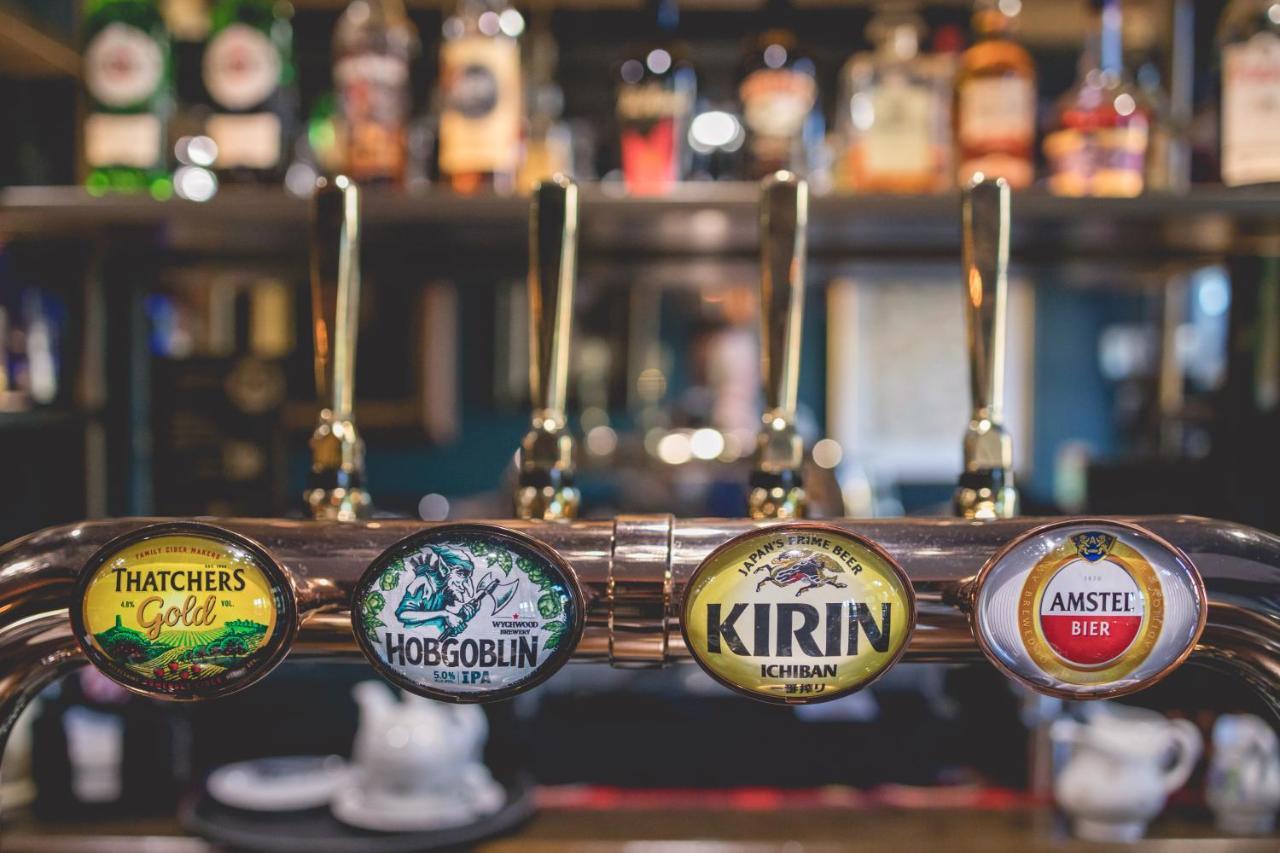 The Old Vicarage Hotel & Restaurant Bridgwater Kültér fotó Kirin Ichiban on a beer tap