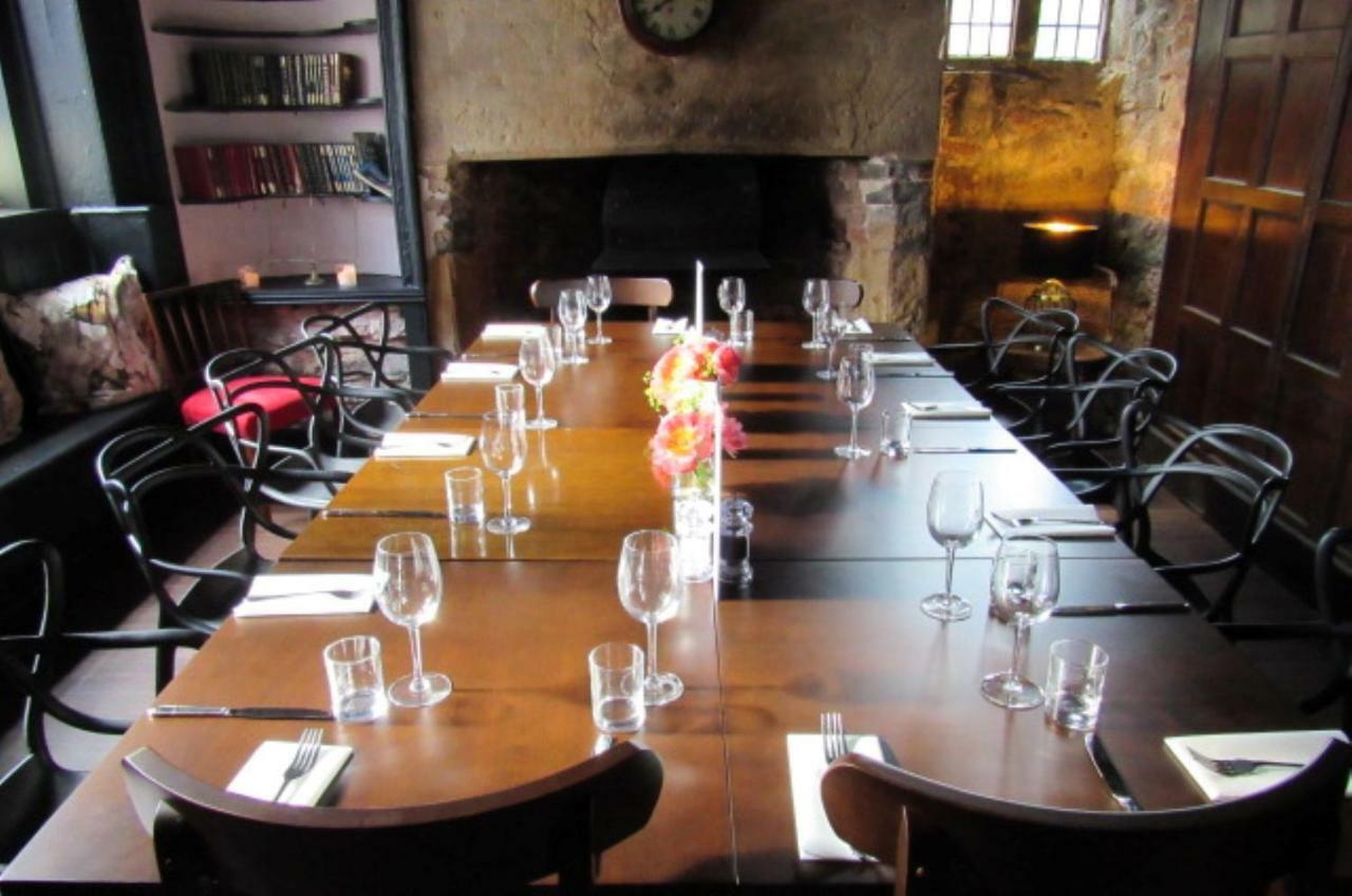 The Old Vicarage Hotel & Restaurant Bridgwater Kültér fotó The dining room at the restaurant