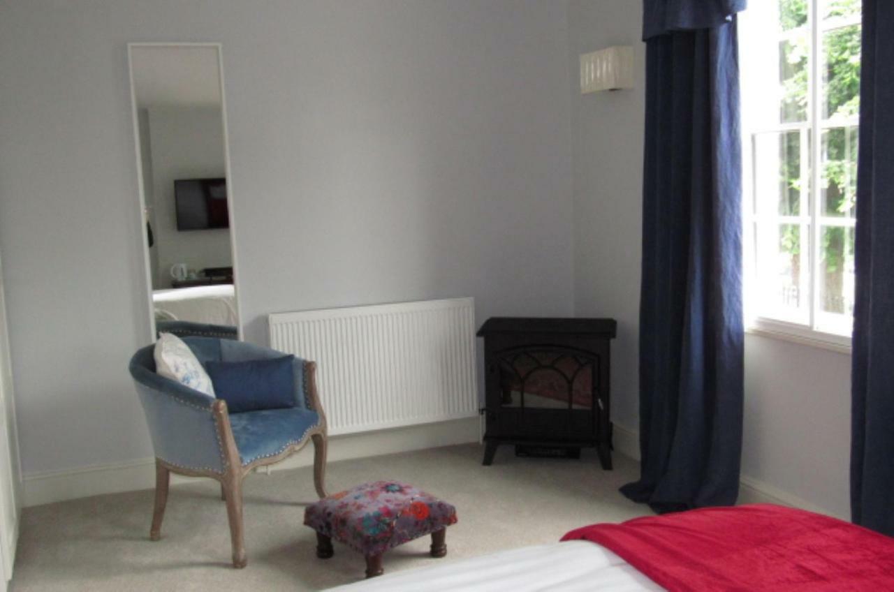 The Old Vicarage Hotel & Restaurant Bridgwater Kültér fotó A room at the hotel