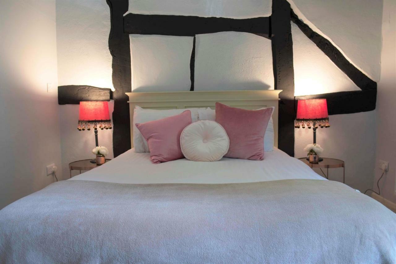 The Old Vicarage Hotel & Restaurant Bridgwater Kültér fotó The bedroom